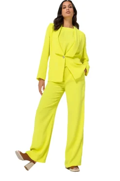 Vrouwen Caroline Biss 1621-80 / Soepelvallende Asymmetrische Korte Top